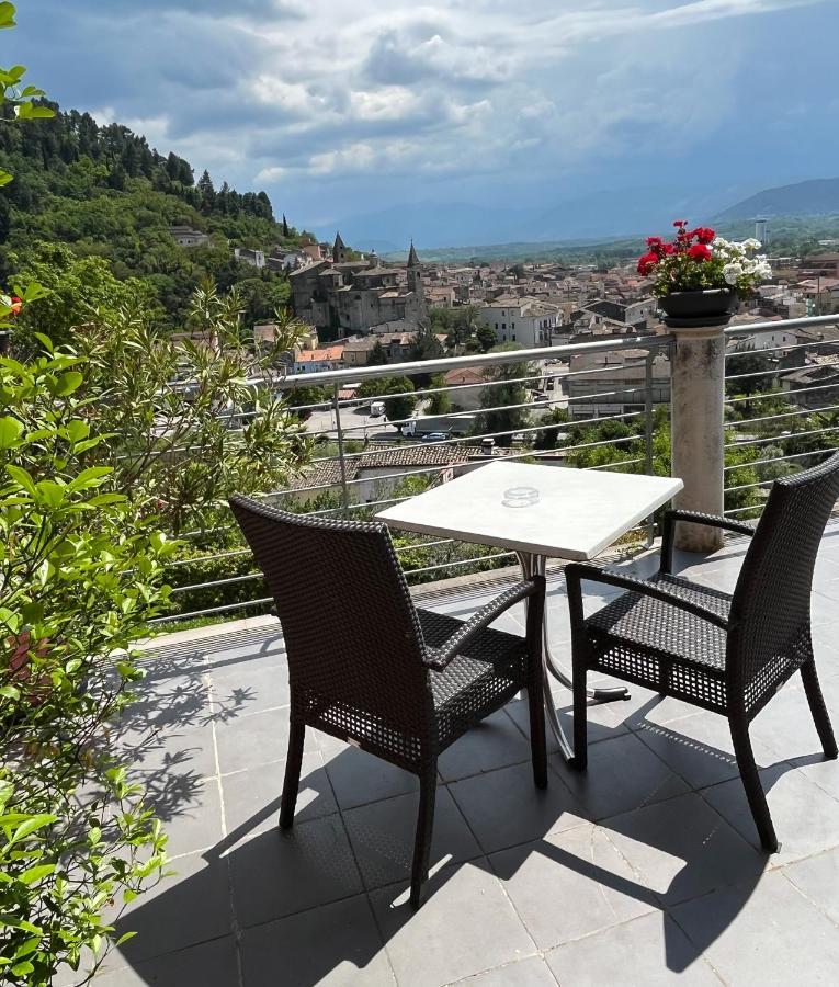 Bellavista Bed & Breakfast Popoli Exterior photo