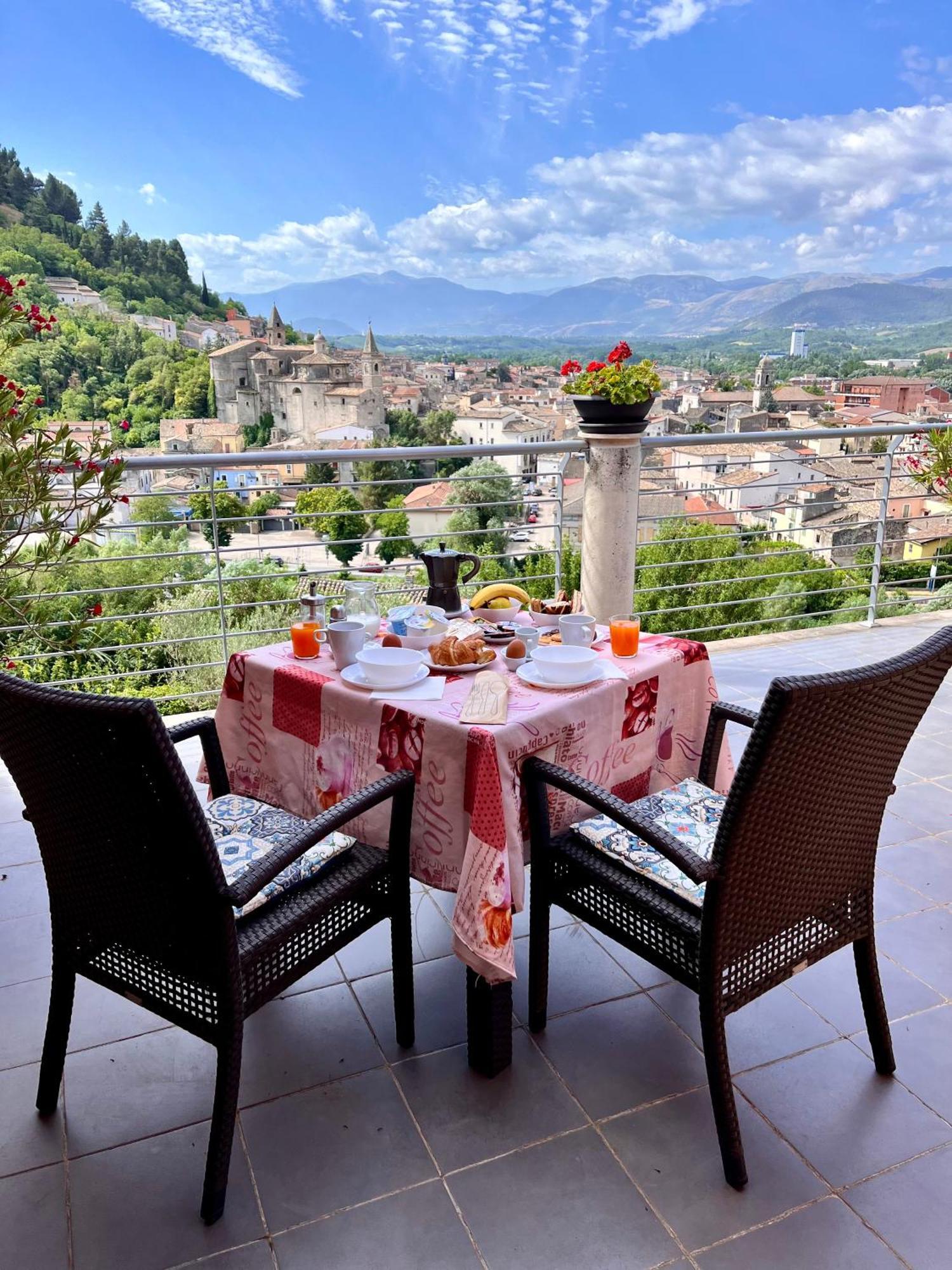 Bellavista Bed & Breakfast Popoli Exterior photo